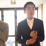 抖音剧情演绎排行榜第5名扬叔来了,新榜指数951.7000,新增作品数1,分享数5213,评论数3381,点赞数4.51w,新增粉丝数2.81w,累计粉丝数2031.49w