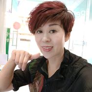 抖音生活排行榜第13名郭大侠一家人三,新榜指数895.3000,新增作品数1,分享数6534,评论数4943,点赞数7.06w,新增粉丝数7292,累计粉丝数521.05w