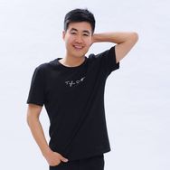 霹雳舞大叔。冲700万