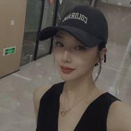 李艾丽百货