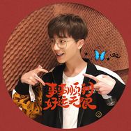 抖音美妆排行榜第28名小李朝ye,新榜指数845.4000,新增作品数4,分享数3590,评论数1923,点赞数9.34w,新增粉丝数2.67w,累计粉丝数979.23w