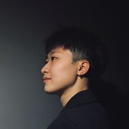 青年不惑