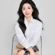 抖音情感心理排行榜第20名月亮老师（治愈版）,新榜指数800.0000,新增作品数1,分享数6620,评论数668,点赞数2.9w,新增粉丝数8003,累计粉丝数43.5w