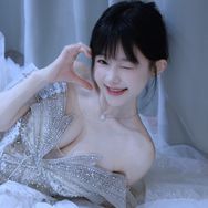 不知名女网红💥