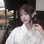 抖音颜值排行榜第23名战神暴暴兔,新榜指数727.7000,新增作品数1,分享数2082,评论数218,点赞数3.89w,新增粉丝数233,累计粉丝数79.86w