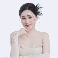 杨杨20号12点生日庆典直播