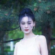 毛林林NIKITA