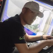 石头蛋🎤卡车司机