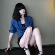 严莉莉Lily