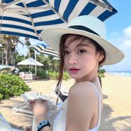 抖音才艺技能排行榜第30名李瑞妮nee,新榜指数814.7000,新增作品数1,分享数2.67w,评论数493,点赞数10.66w,新增粉丝数6073,累计粉丝数418.02w