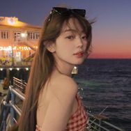 抖音美妆排行榜第19名一只佩佩佳🍒,新榜指数799.6000,新增作品数1,分享数1.2w,评论数1387,点赞数1.5w,新增粉丝数418,累计粉丝数189.9w