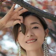 万茜
