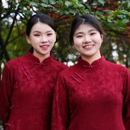 黑森灵非遗传承人（怡金姐妹）