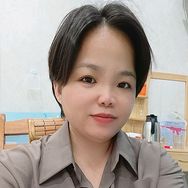 曹美女唱歌