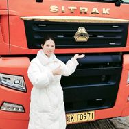 开卡车的《孟小姐》