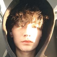 胡明昊