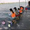 小绿洲浮台钓鱼