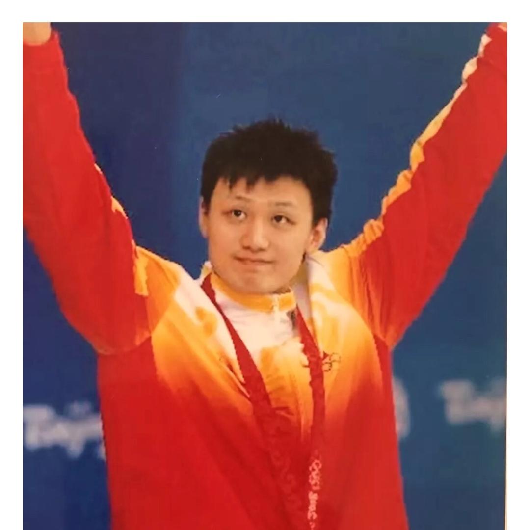 张琳游泳