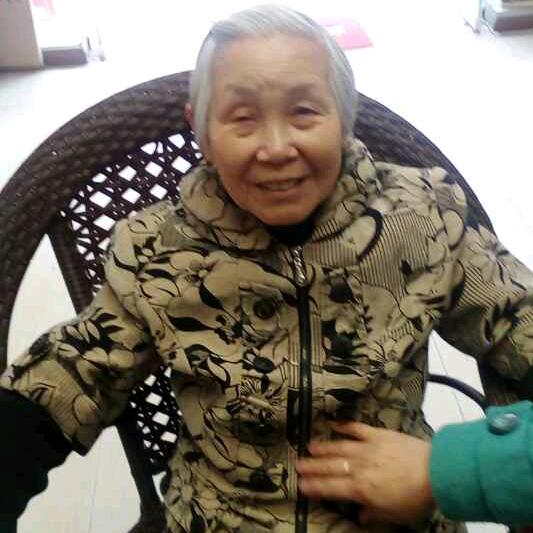 85岁的老奶奶