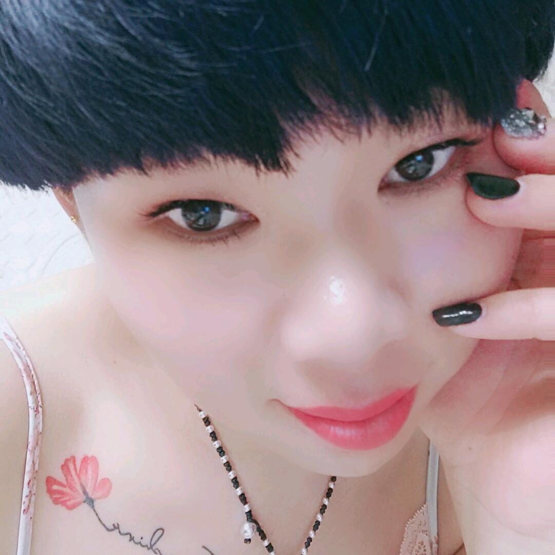 疯一样的女子👄