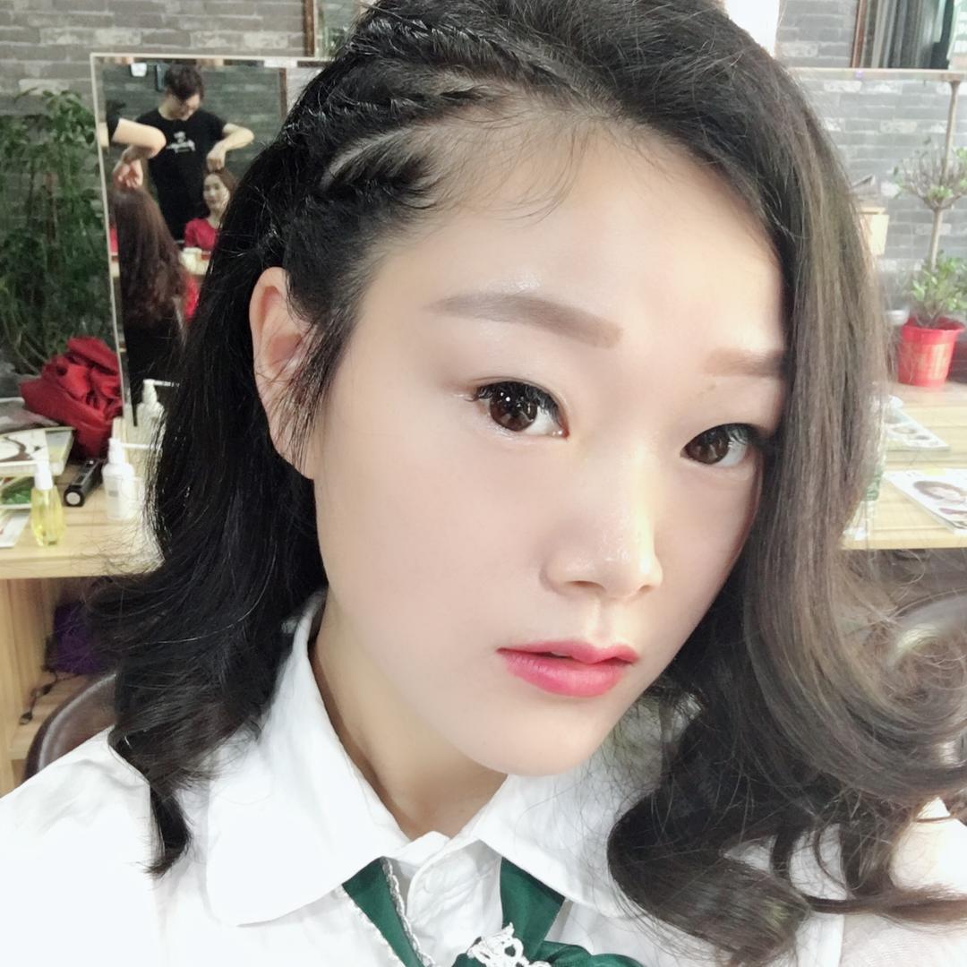 芳芳-