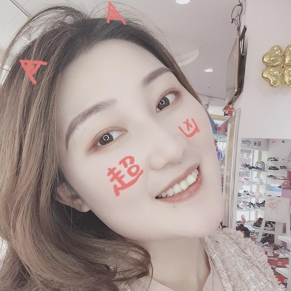 岳池九龙广场初见女装