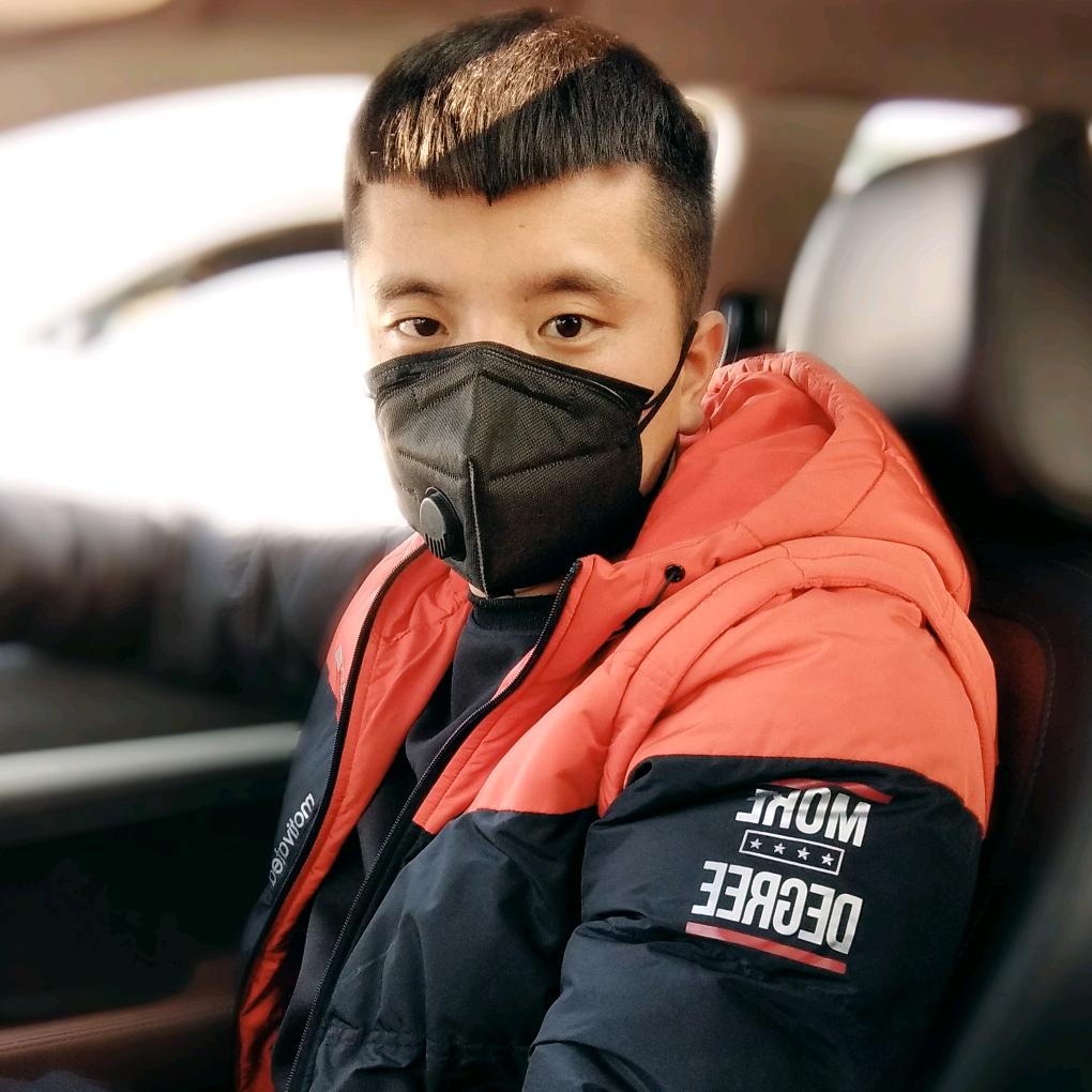 作为一名靓仔😂