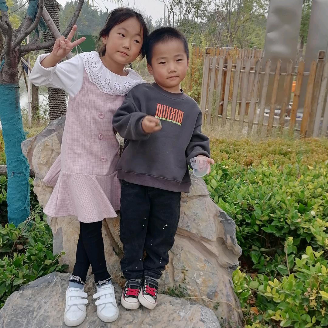 亦视明眼镜（逸品香山南区北门）