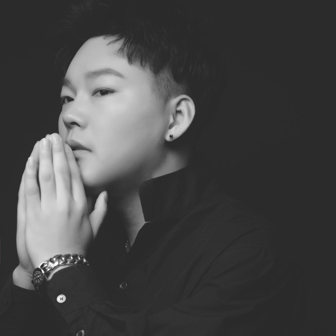 大同曹老板专业烫发