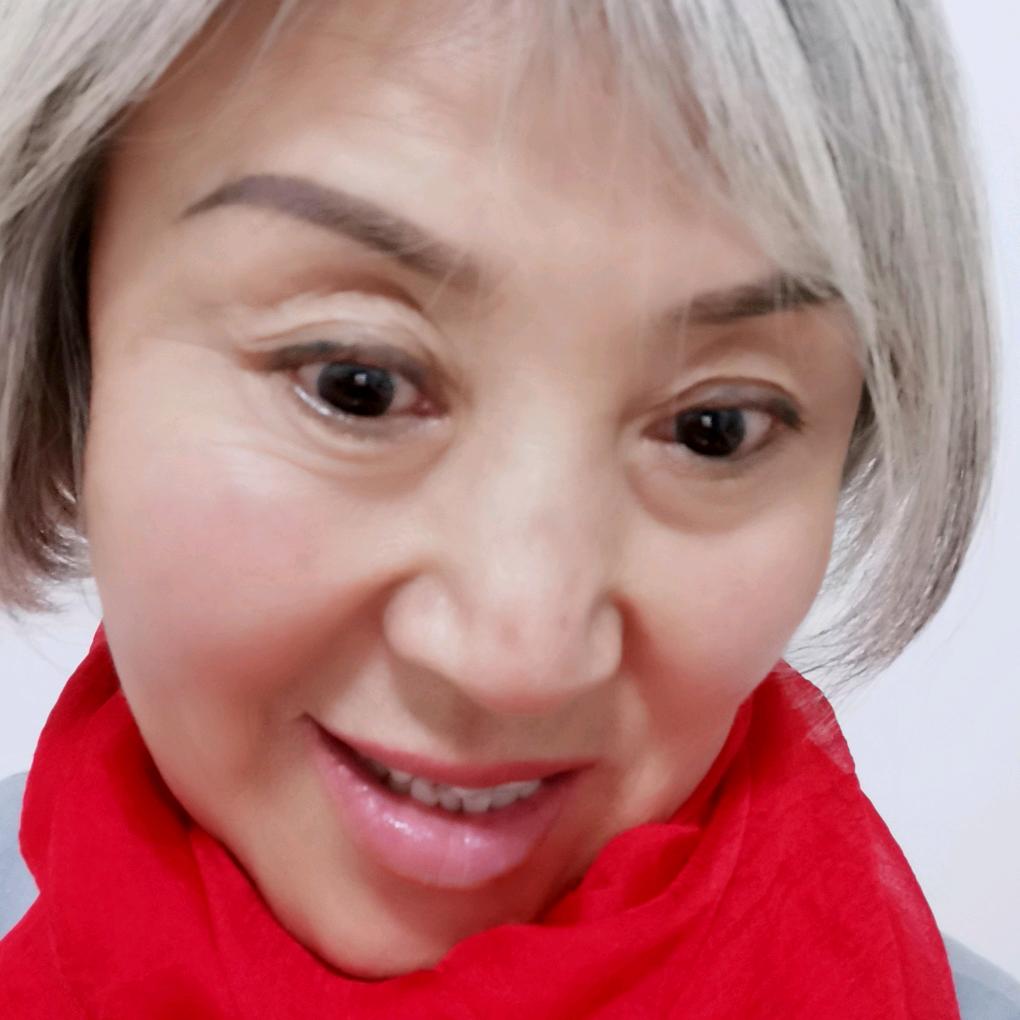 伊娜