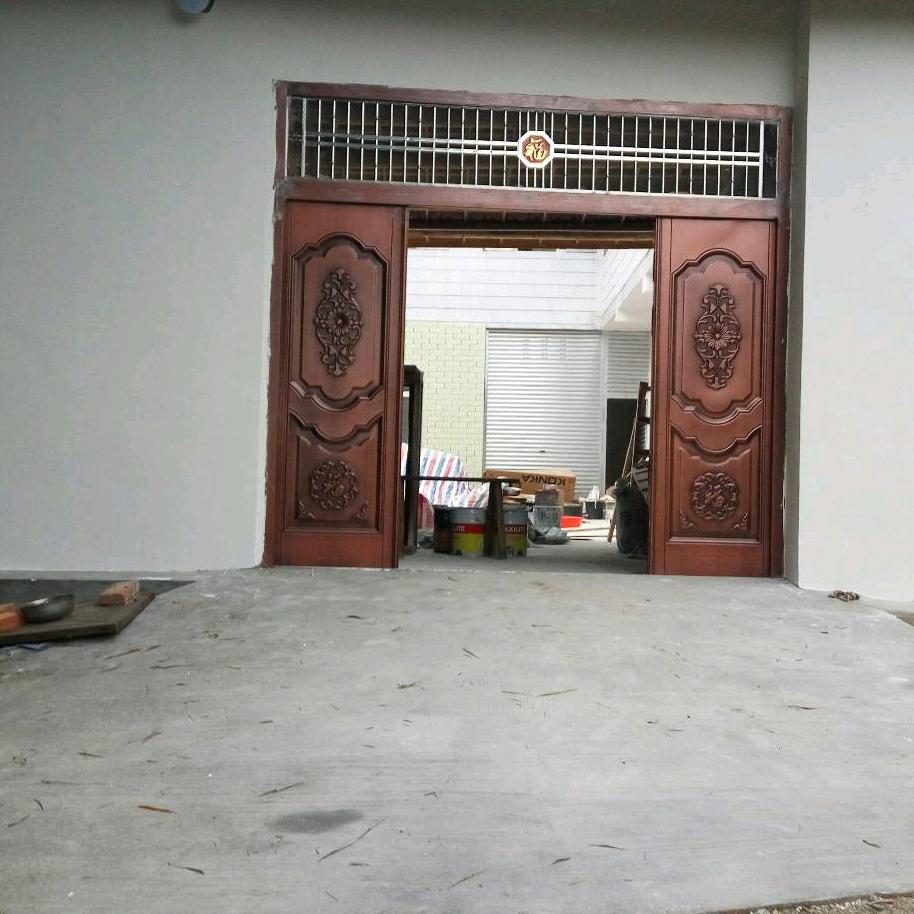 专业订坐各式沙发坐垫