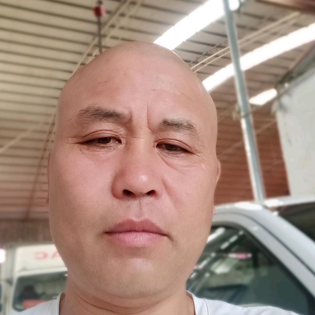 光头佬大，回族