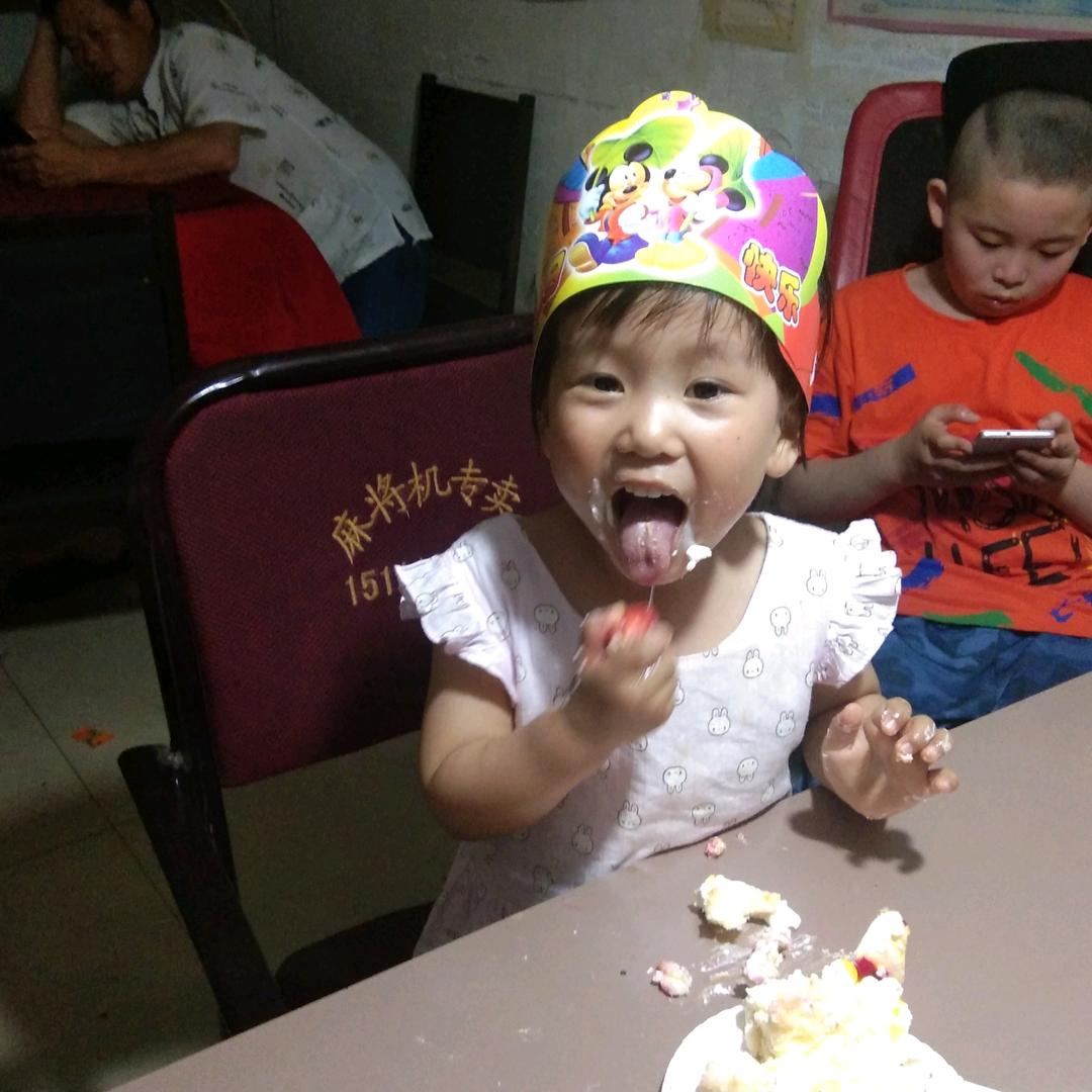 yz陈家大小姐，燕子。