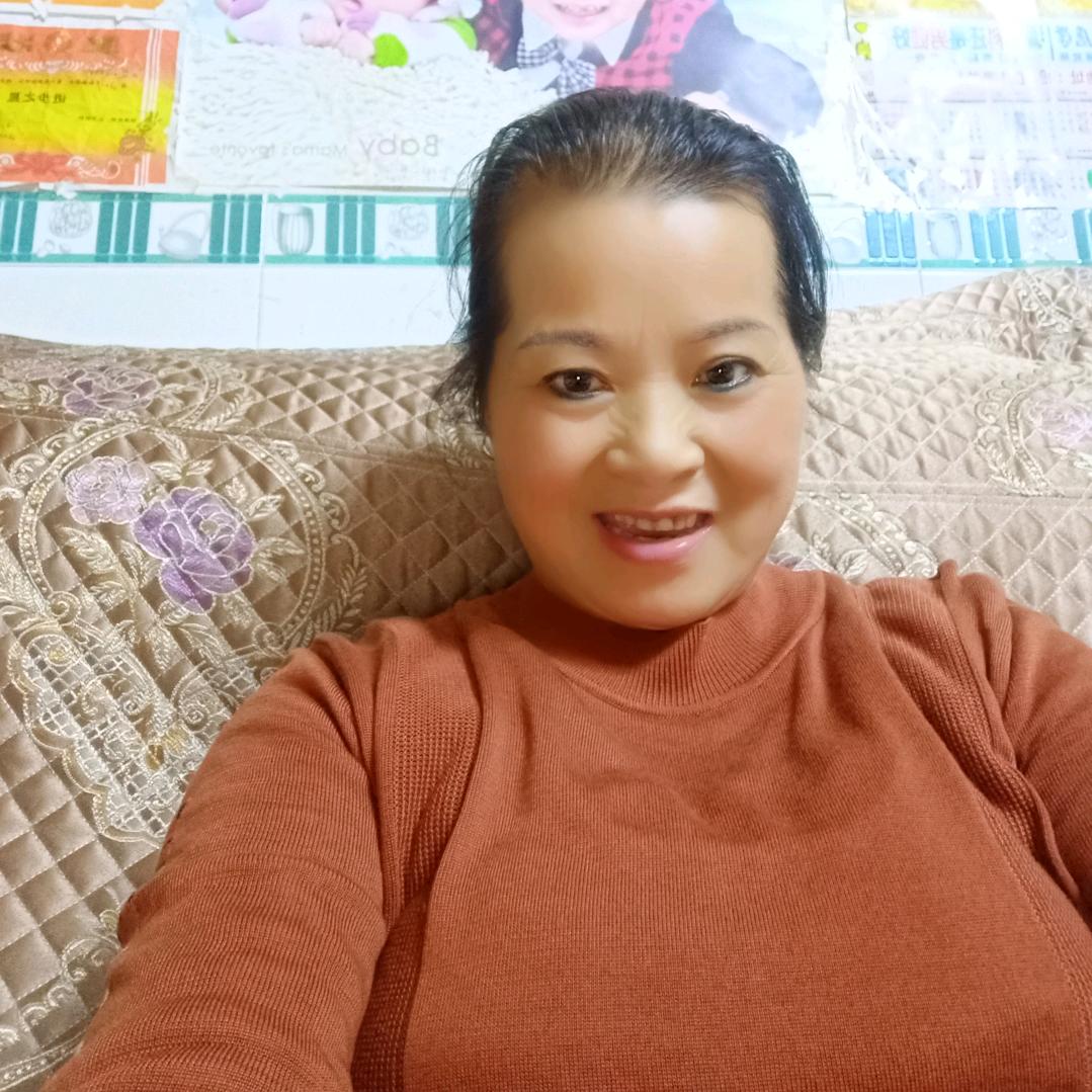 我就是每天早上被自己美醒的女人