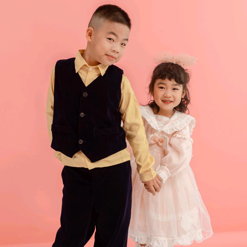 旺仔哥哥爱小贝壳妹妹