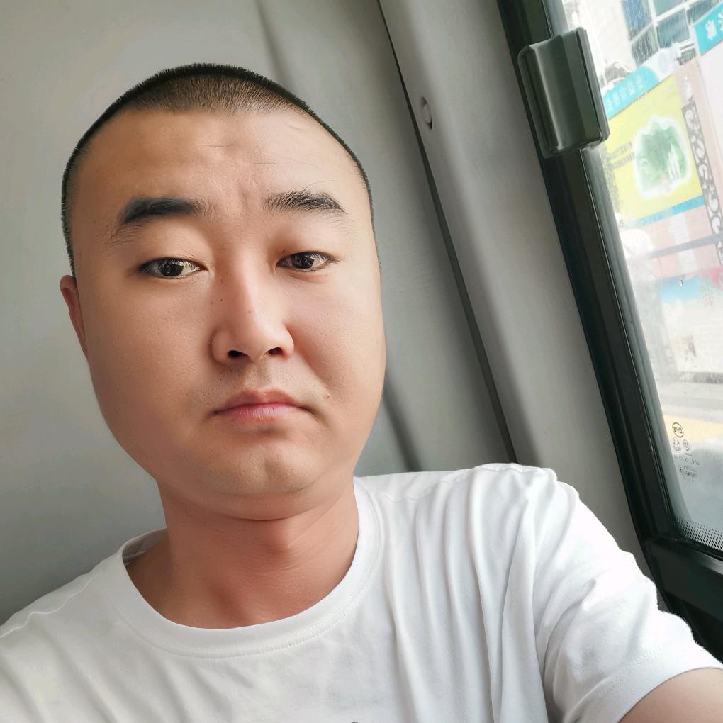 大庆高新区宝宏宝忠二宝锅烙熏肉大饼店