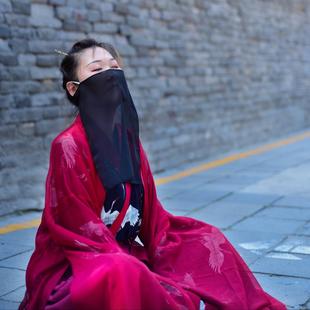 杨小姐开蚌体验馆 珍珠手做