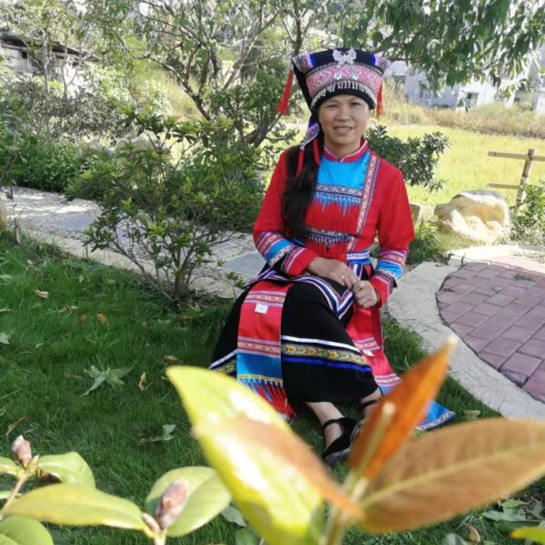 月月（拒绝连赞）