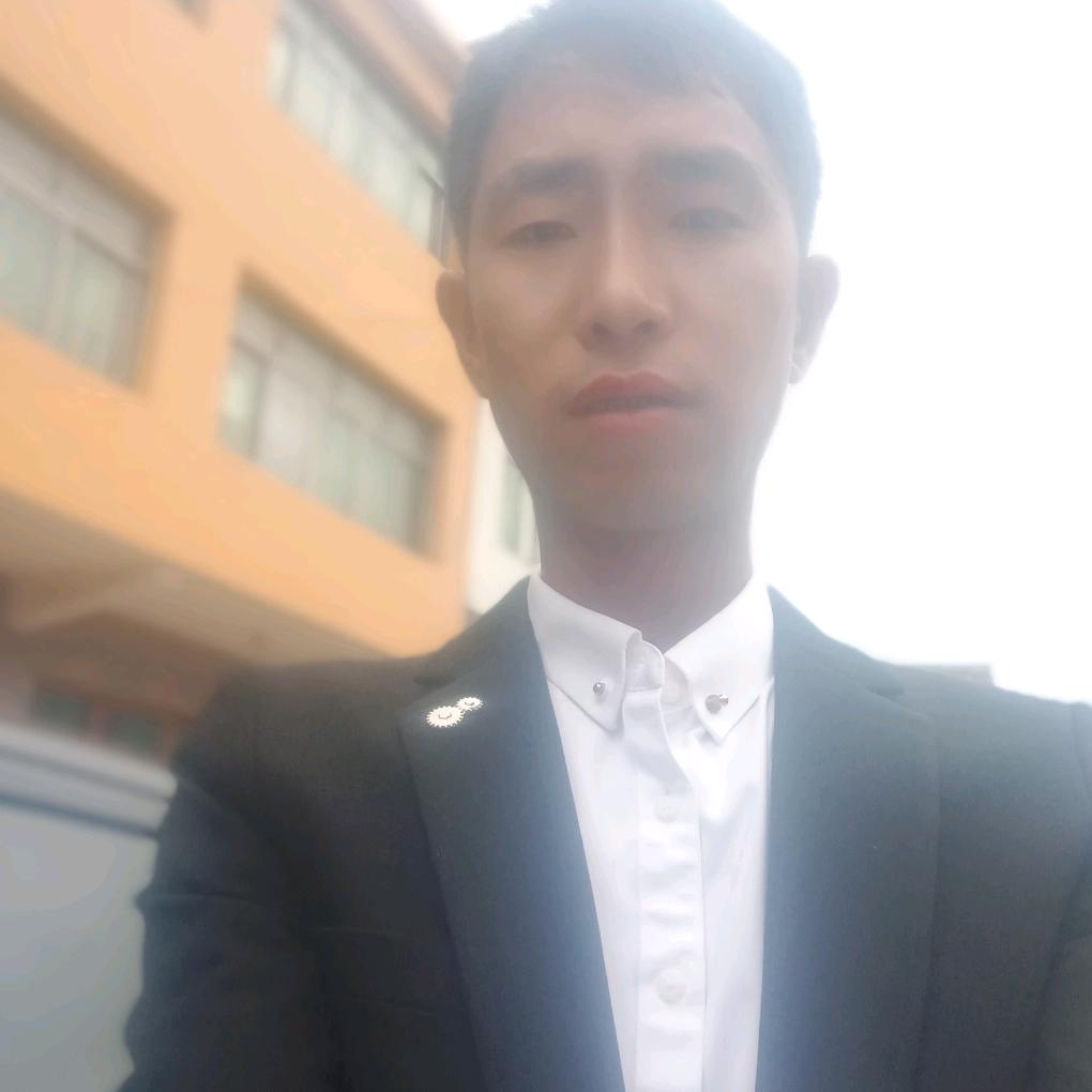 蓝蓝天上白云飘