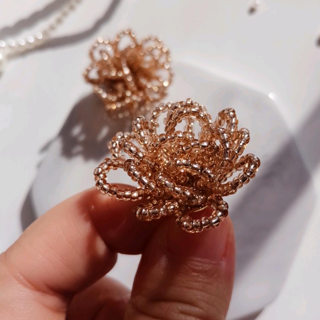 原创手作饰品店