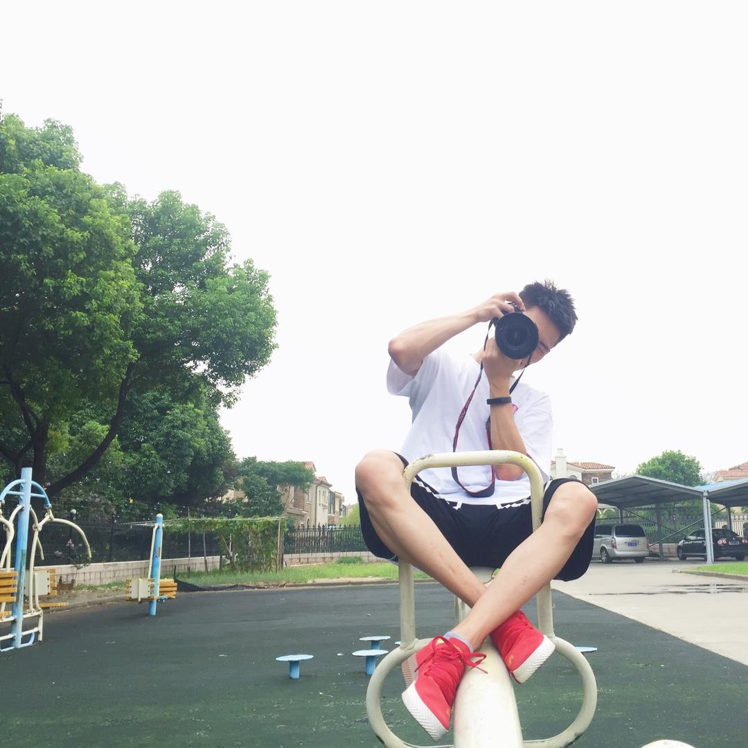🌟、小辛同学❁҉҉҉҉҉҉҉