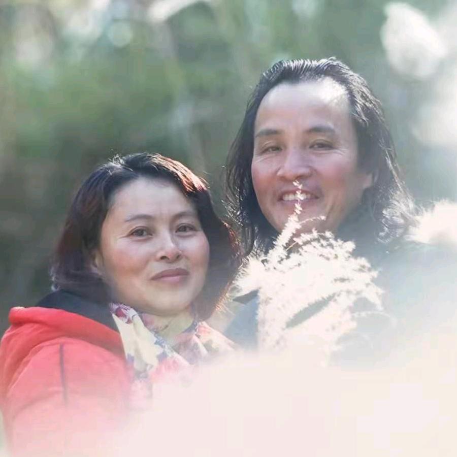 飘扬国易堂