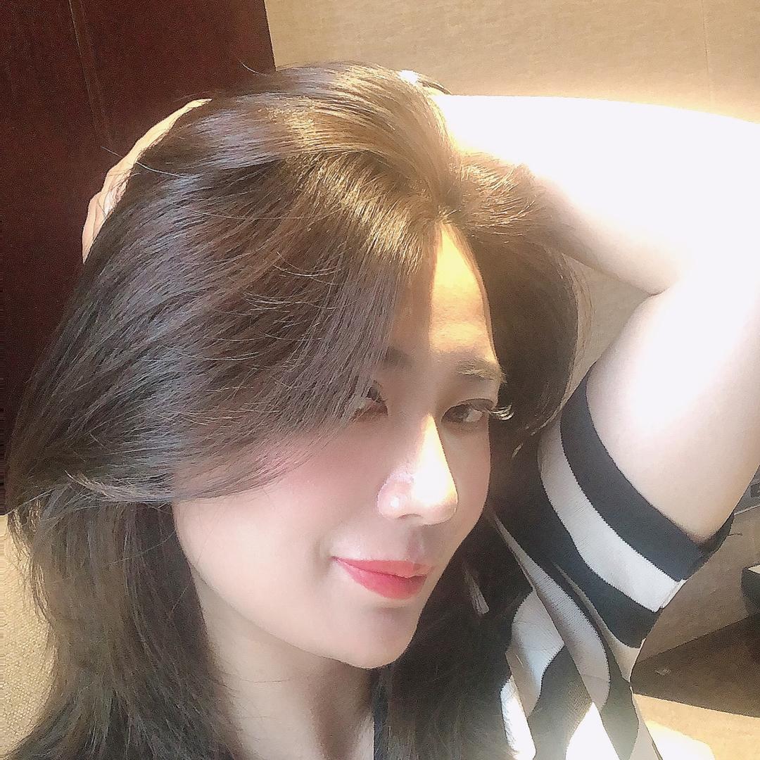 杭州服装批发市场吴莲梅服装店