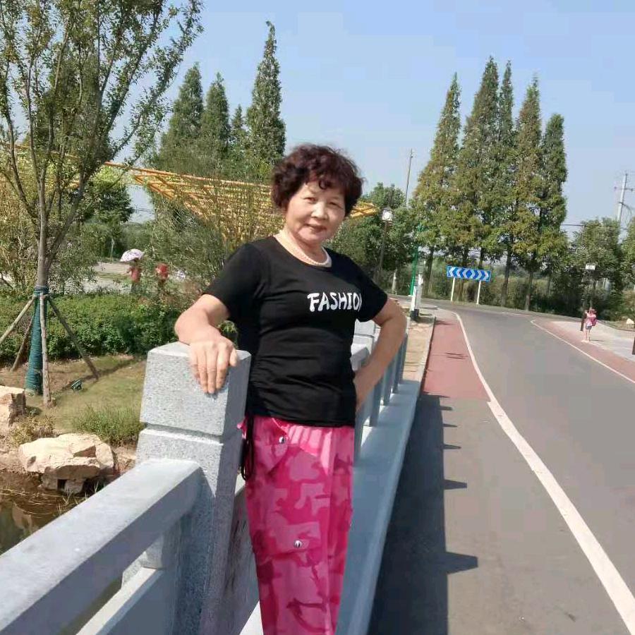 吕华