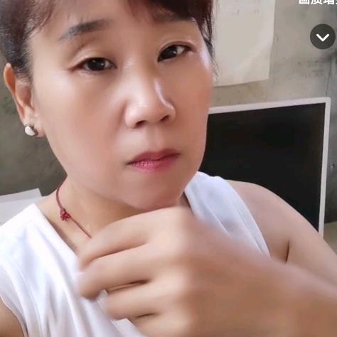 王俊