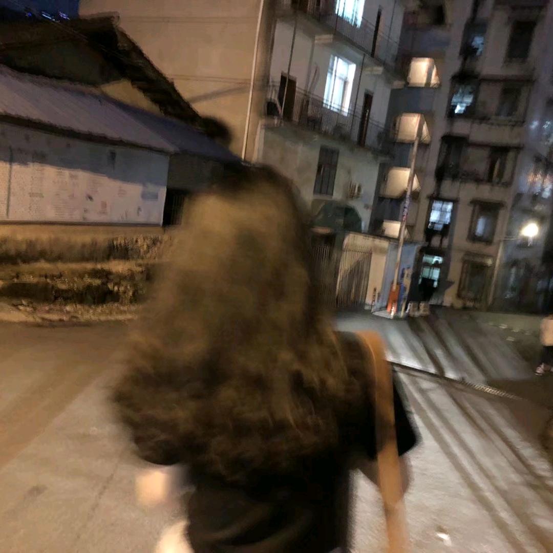 我不吃饭🌕