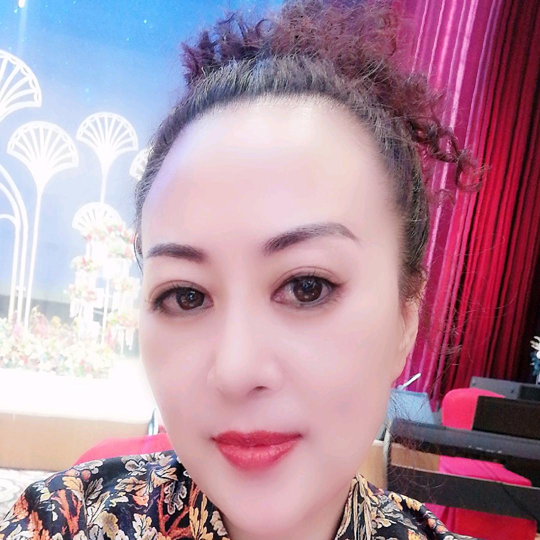 用户9258437076438，芳年华月