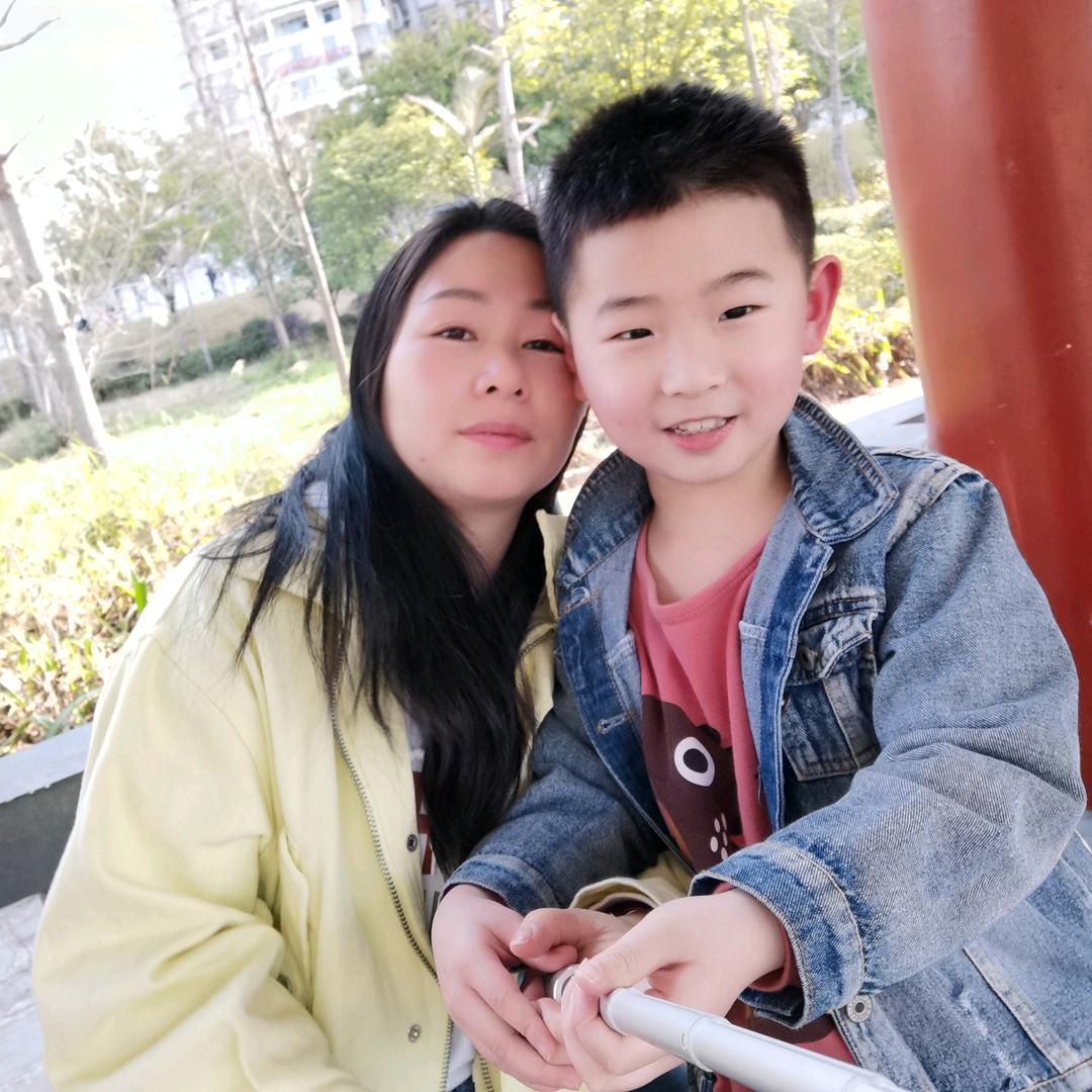 YY姐问题性皮肤管理