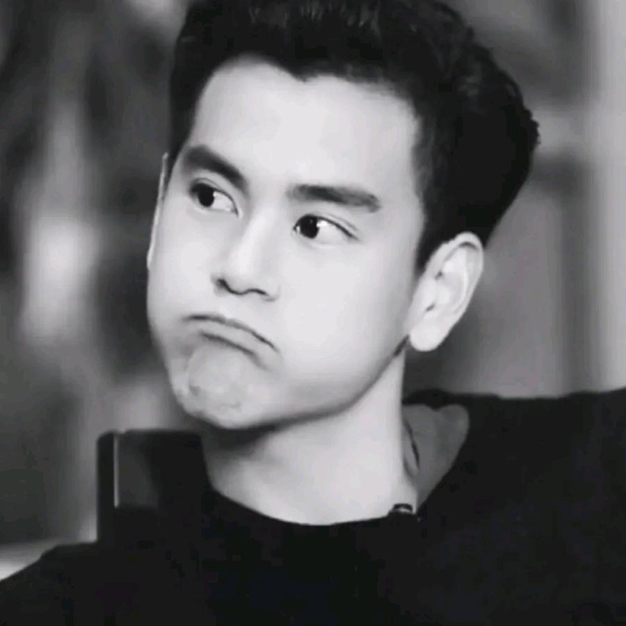 翎星梧