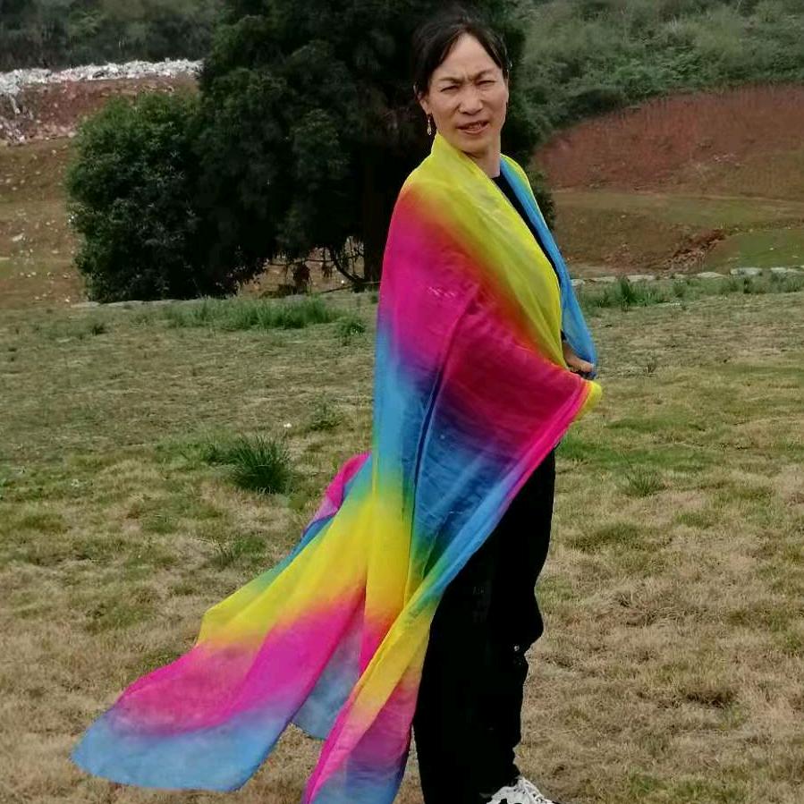 肖伶